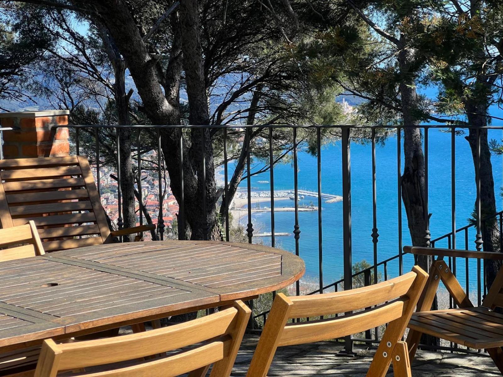 Torre Alpicella Holiday Home, A Scenic Escape Into Nature And Relaxation Diano Marina Exterior foto