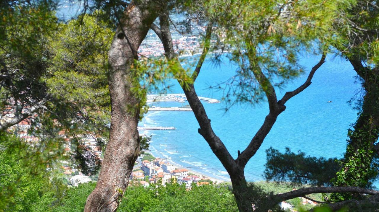 Torre Alpicella Holiday Home, A Scenic Escape Into Nature And Relaxation Diano Marina Exterior foto